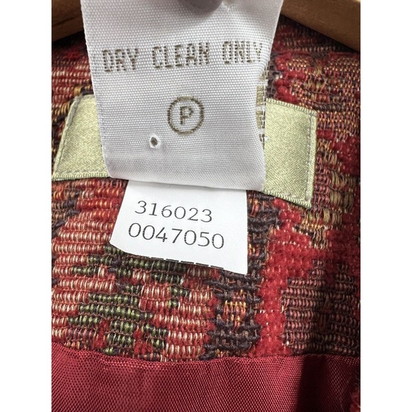 The Territory Ahead Red Print Tapestry Vest Zip Front Side Tabs Lined Size 14 - Picture 3 of 8